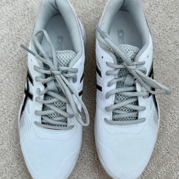 Asics Tennis Sneakers - Picture 1 of 6